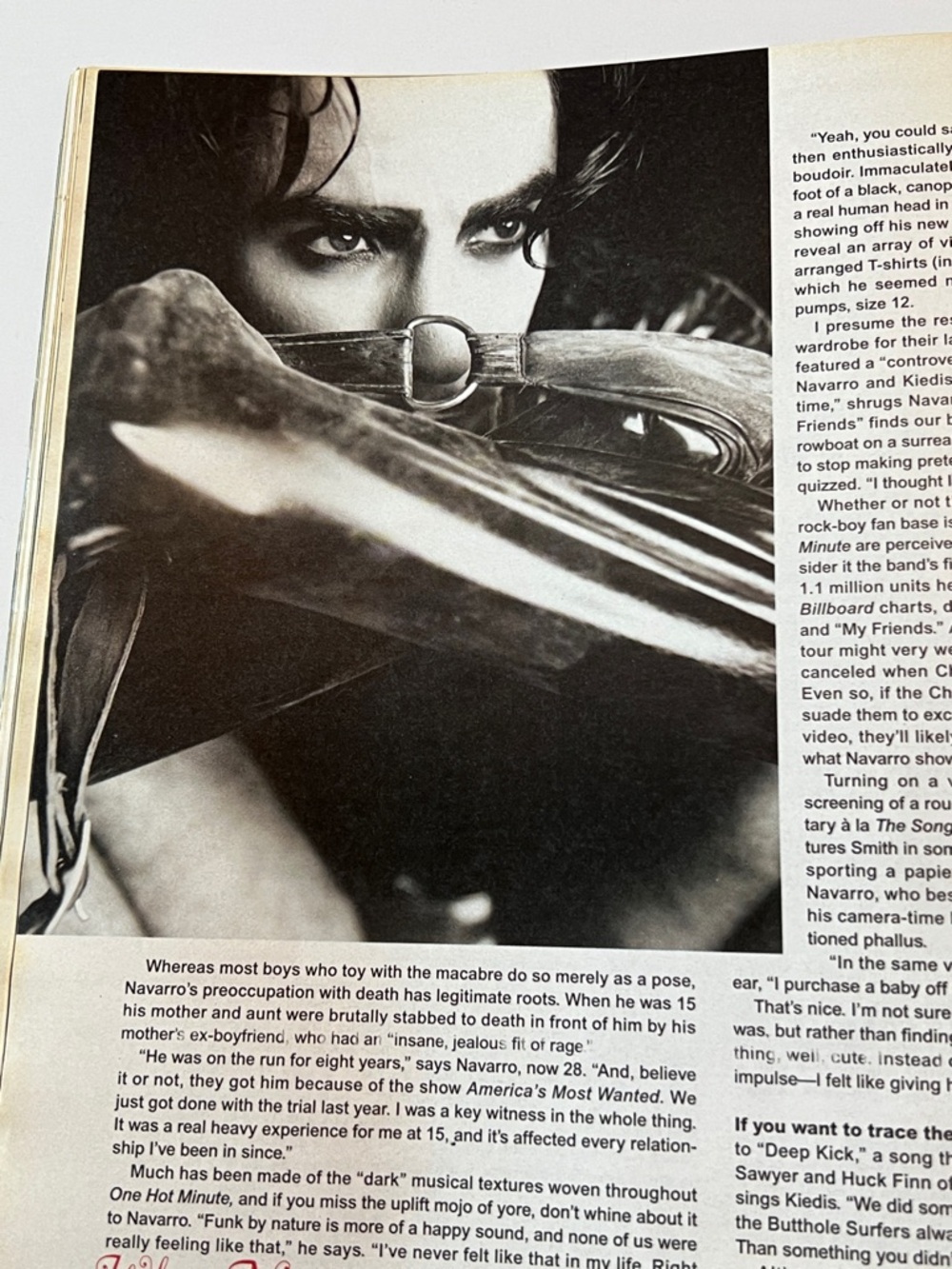 SPIN Magazine April 1996 Red Hot Chili Peppers Special 11th Anniversary Issue - Picture 7 of 11
